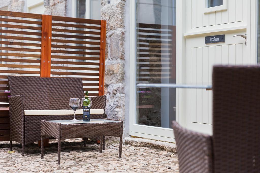 Red River Stables - Peaceful, Beautiful Grounds, Swimming Pool, Central Location For West Cornwall Camborne Εξωτερικό φωτογραφία